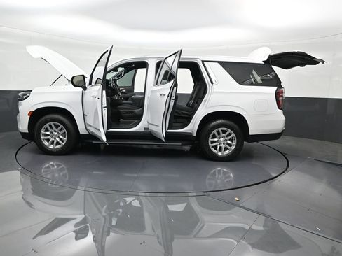 Used 2021 Chevrolet Tahoe LS image 34