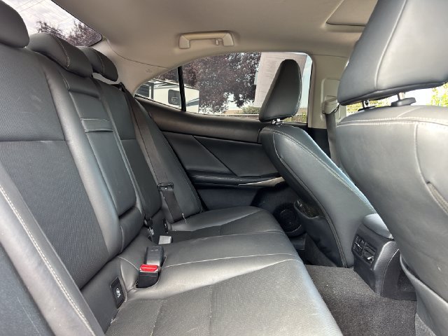 Used 2015 Lexus IS 250 RWD image 29