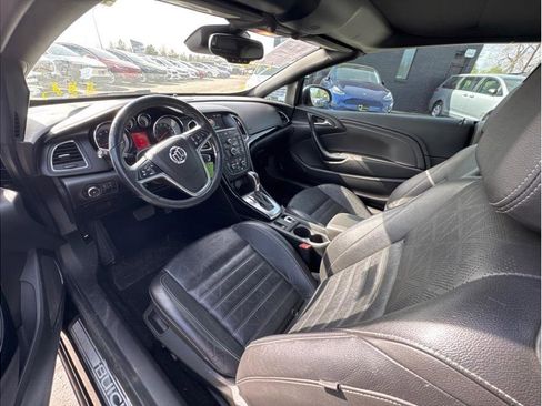 Used 2016 Buick Cascada Premium image 4