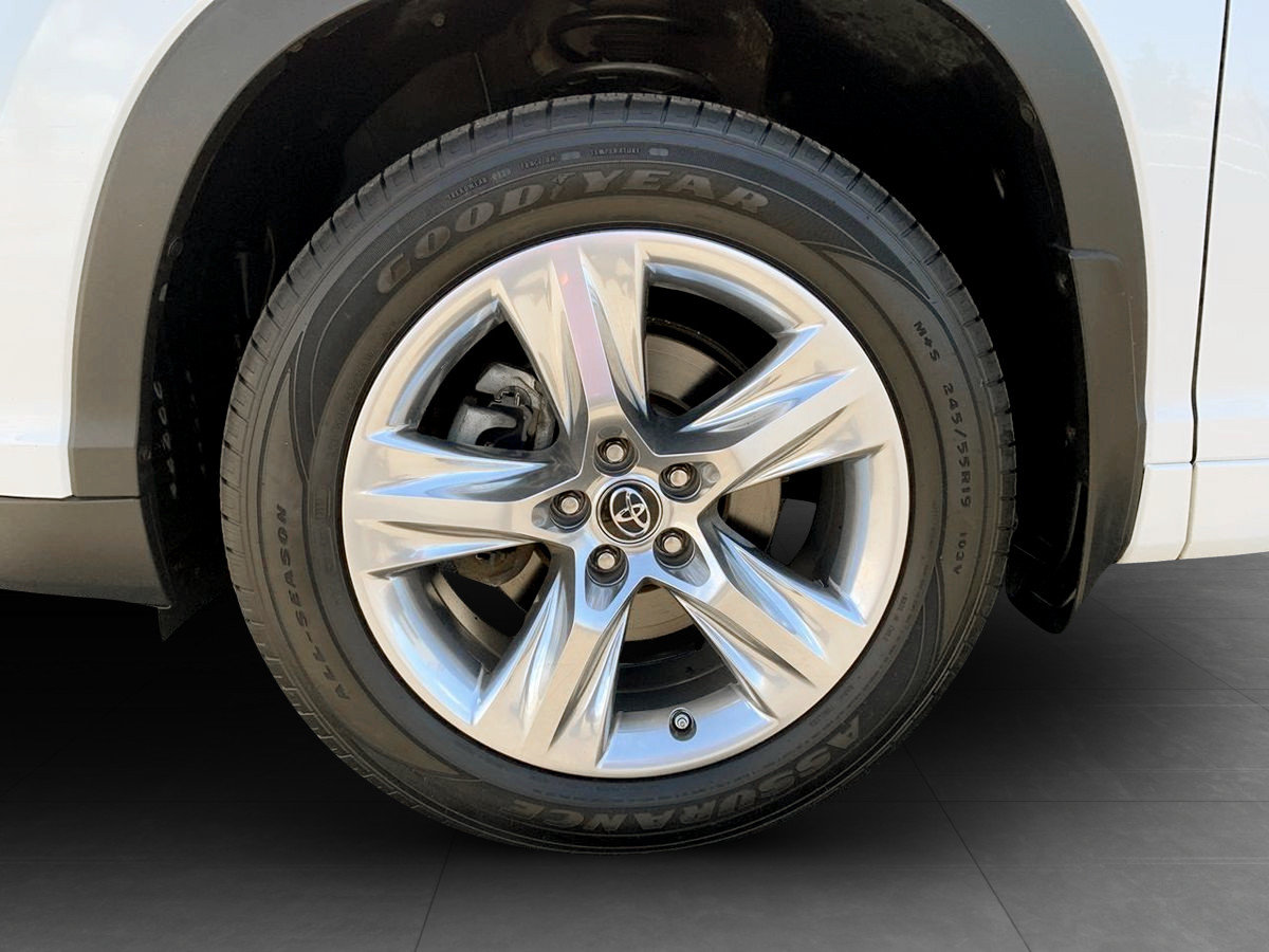Used 2016 Toyota Highlander Limited AWD/4WD image 11