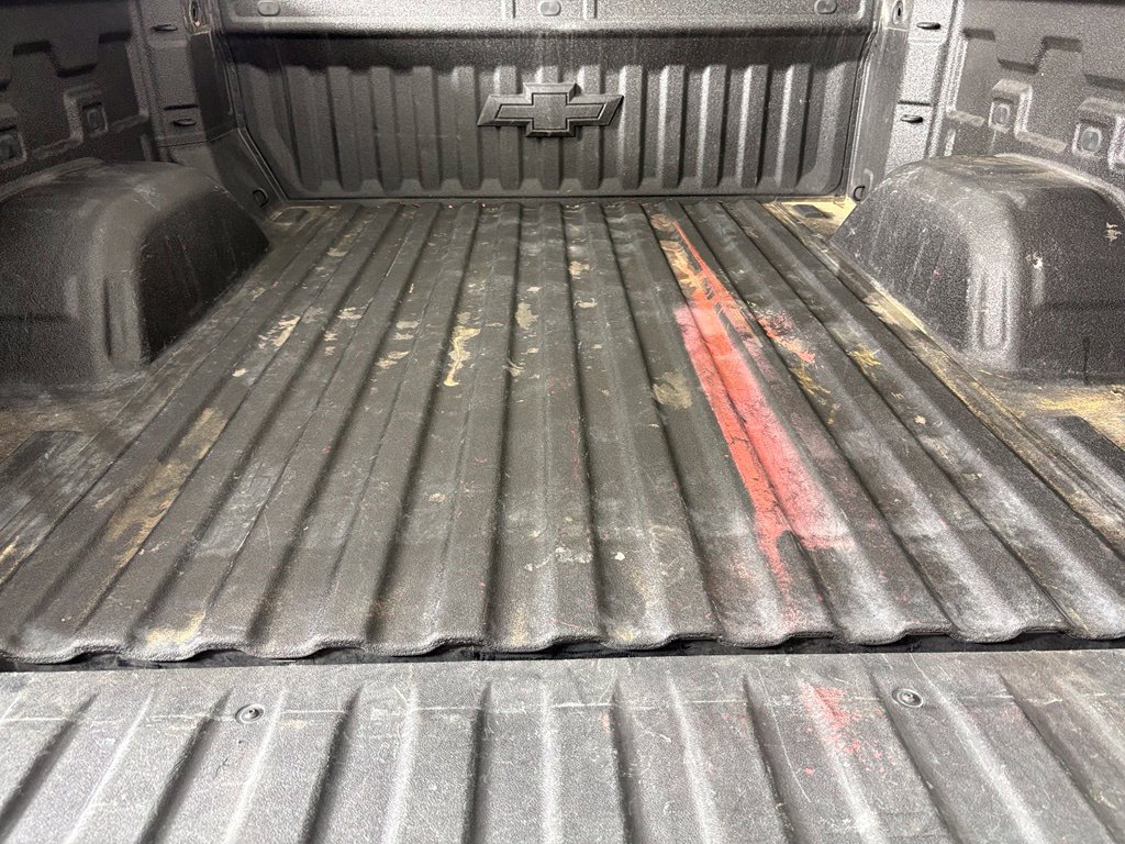 Certified 2021 Chevrolet Silverado 1500 RST AWD/4WD image 40