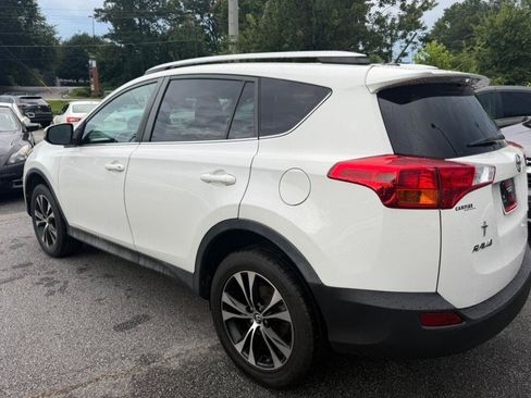 Used 2015 Toyota RAV4 Limited w/ Technology Package FWD image 6