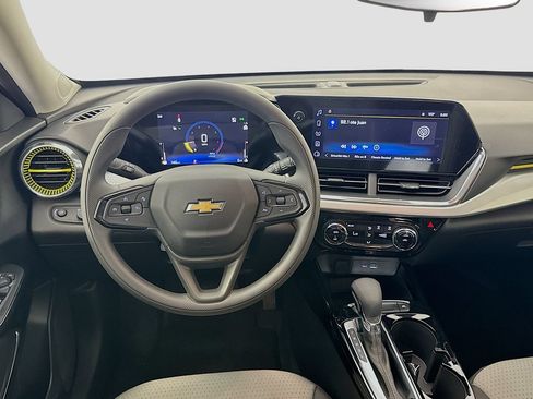 New 2026 Chevrolet Trax LT FWD image 23
