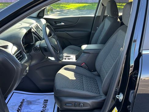 Used 2023 Chevrolet Equinox LT image 23