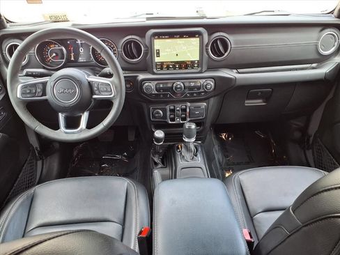 Used 2023 Jeep Wrangler Unlimited Sahara w/ LED Lighting Group AWD/4WD image 15