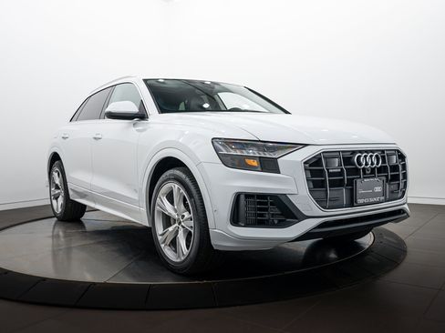 Certified 2023 Audi Q8 Premium Plus w/ Premium Plus Package AWD/4WD image 2