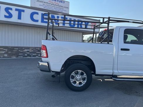 Used 2023 RAM 2500 Big Horn w/ Level 1 Equipment Group image 12
