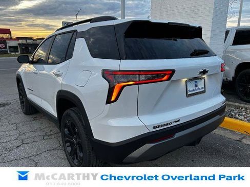 New 2026 Chevrolet Equinox LT w/ Midnight Edition image 3