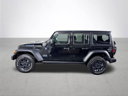 Used 2023 Jeep Wrangler Unlimited AWD/4WD image 9