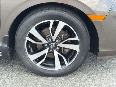 Used 2018 Honda Odyssey Elite image 12