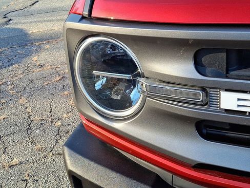 Used 2023 Ford Bronco Big Bend image 14