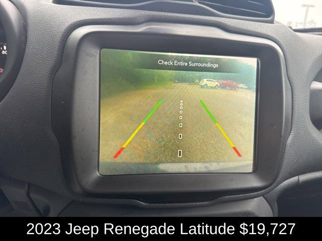 Used 2023 Jeep Renegade Latitude AWD/4WD image 29