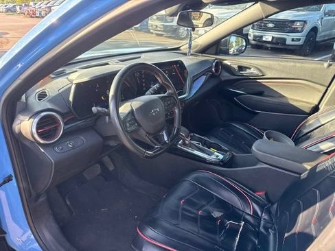 Used 2024 Chevrolet Trax RS w/ Sunroof Package FWD image 10