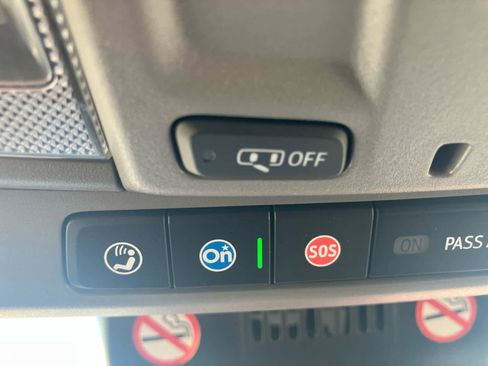 Used 2025 Chevrolet Silverado 1500 LT image 20