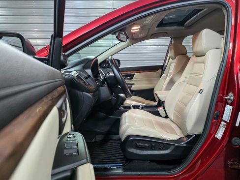 Used 2017 Honda CR-V Touring image 13