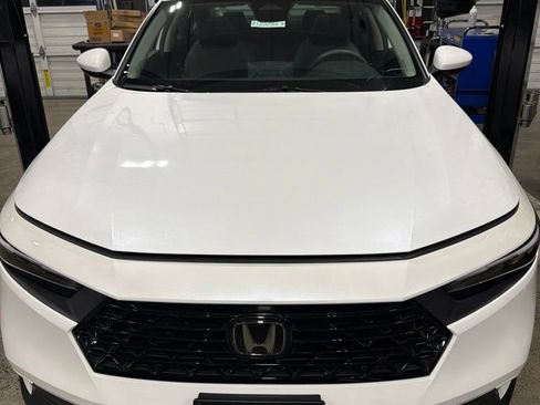 Used 2023 Honda Accord EX image 1