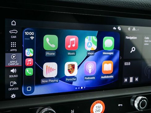 New 2026 Porsche Macan image 17