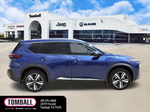 Used 2023 Nissan Rogue SL w/ SL Premium Package image 8