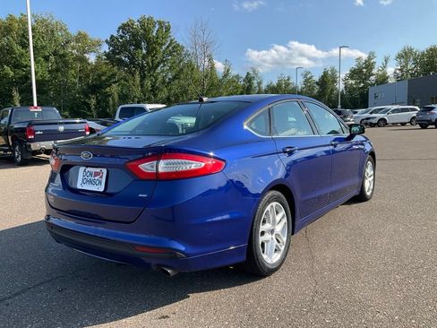 Used 2016 Ford Fusion SE FWD image 24
