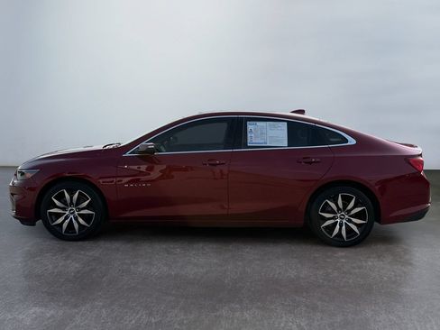 Used 2017 Chevrolet Malibu LT w/ Leather Package FWD image 6
