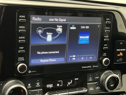 Used 2021 Toyota Highlander XLE image 20