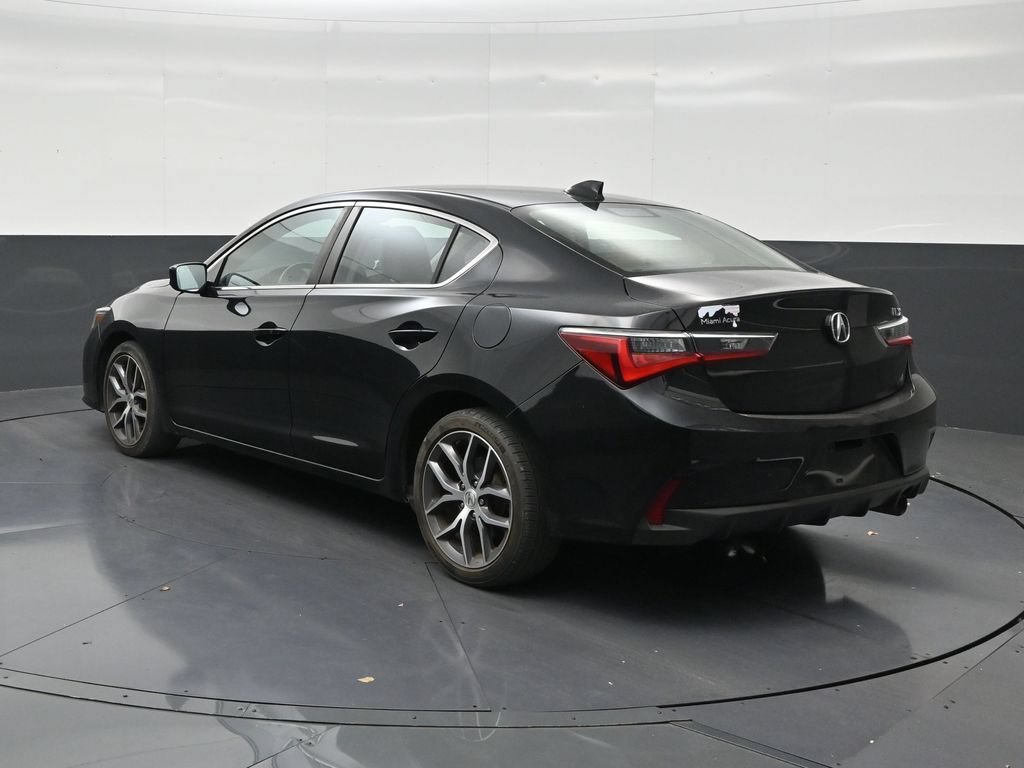 Used 2019 Acura ILX w/ Premium Package FWD image 3
