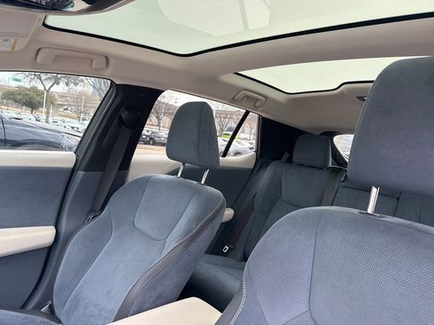 Used 2023 Lexus RZ 450e Premium w/ Accessory Package (Z1) image 6