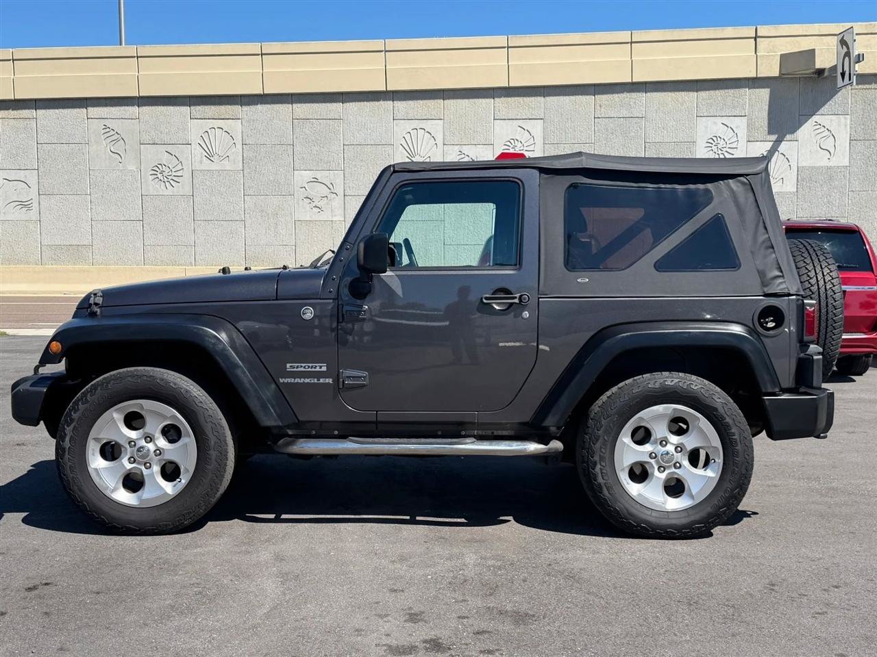 Used 2014 Jeep Wrangler Sport w/ Connectivity Group AWD/4WD image 17