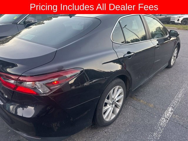 Used 2021 Toyota Camry LE FWD image 17