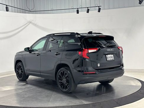 Used 2023 GMC Terrain SLE w/ Elevation Edition AWD/4WD image 13