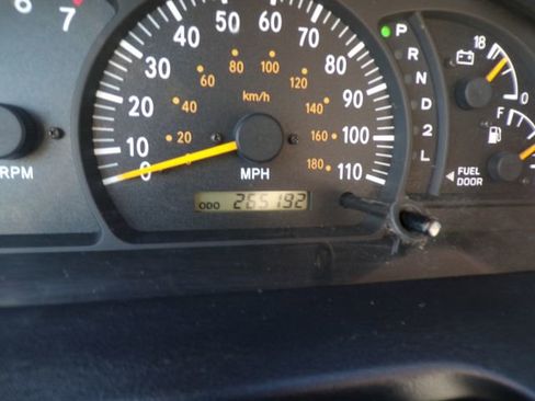 Used 2003 Toyota Tundra Limited image 14