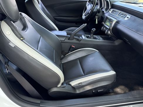 Used 2015 Chevrolet Camaro SS w/ Rear Vision Package RWD image 16