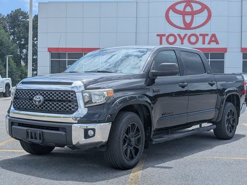 Used 2019 Toyota Tundra SR5 w/ SR5 Upgrade Package RWD image 1