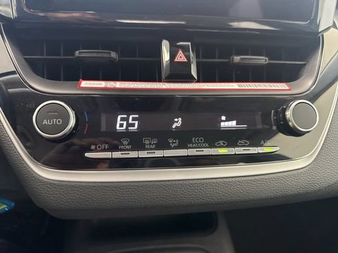 Used 2026 Toyota Corolla LE FWD image 17