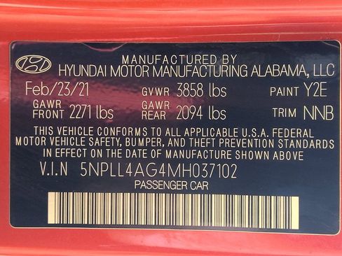 Used 2021 Hyundai Elantra SE FWD image 33