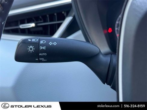 Used 2022 Toyota Corolla SE image 25