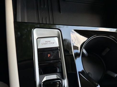 New 2026 Volkswagen Atlas SE FWD image 25