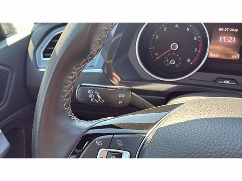 Used 2021 Volkswagen Tiguan SE R-Line AWD/4WD image 15