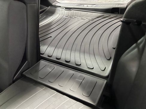 Certified 2026 Toyota Prius Plug-In Hybrid image 38