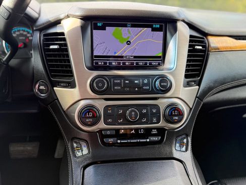 Used 2017 GMC Yukon XL Denali w/ Open Road Package image 12