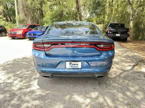 Used 2020 Dodge Charger SXT RWD image 7