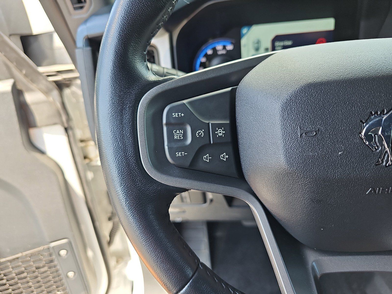 Used 2022 Ford Bronco Outer Banks AWD/4WD image 17