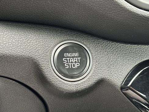 Used 2023 Kia Forte GT-Line image 19