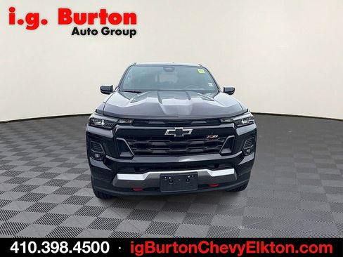 Used 2024 Chevrolet Colorado Z71 w/ Z71 Convenience Package 2 AWD/4WD image 2
