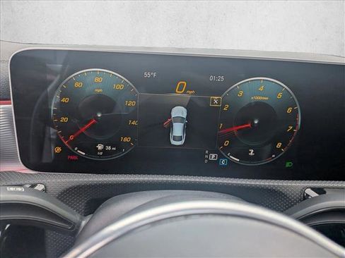 Used 2020 Mercedes-Benz CLA 250 image 10