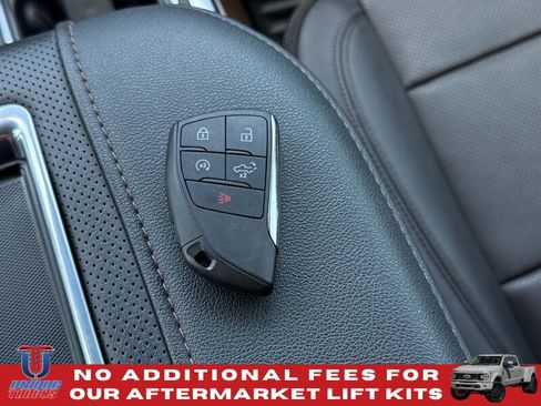 Used 2022 Chevrolet Silverado 1500 High Country w/ Technology Package RWD image 34