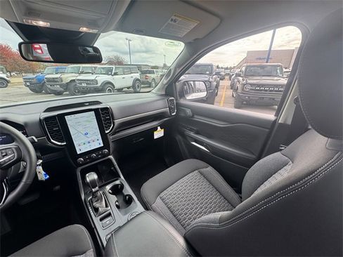 New 2025 Ford Ranger XLT w/ Trailer Tow Package image 19