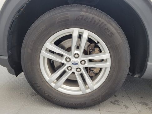 Used 2020 Ford Explorer XLT w/ Equipment Group 202A RWD image 31