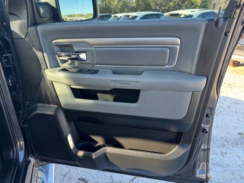 Used 2018 RAM 1500 Big Horn image 18