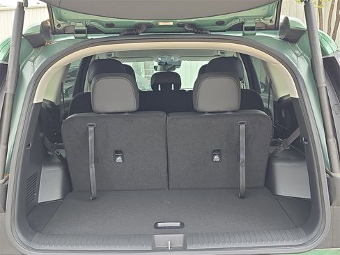 New 2026 Hyundai Ioniq 9 SEL image 13